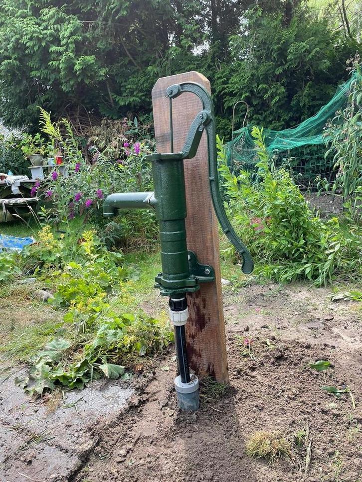 Grondwater  bron boren, Tuin en Terras, Tuinsproeiers, Zo goed als nieuw, Ophalen of Verzenden