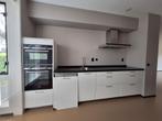 Complete set of kitchen cabinets, incl. induction cooker and, Huis en Inrichting, Gebruikt, Dubbelwandige keuken, Wit, Ophalen