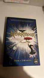 Nevermoor boek, Boeken, Zo goed als nieuw, Ophalen