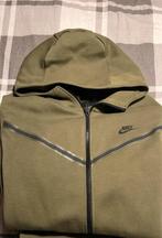 Nieuwstaat heren Nike tech fleece khaki groen jasje mt XL, Groen, Maat 52/54 (L), Algemeen, Nike tech