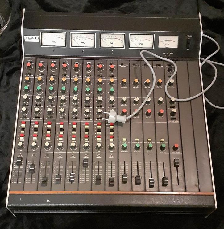 TEAC TASCAM Model 5A 8-4-2 Mengpaneel - DEFECT, Muziek en Instrumenten, Mengpanelen, Gebruikt, 5 tot 10 kanalen, Ophalen