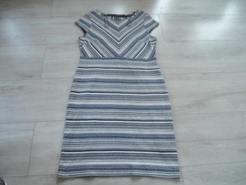 Comma; Zeer mooie jurk; maat 44, Kleding | Dames, Jurken, Zo goed als nieuw, Blauw, Boven de knie, Ophalen of Verzenden