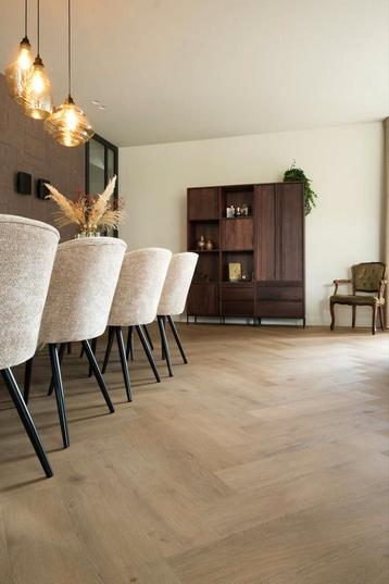 PVC VLOEREN VISGRAAT en XL GROOTHANDEL HEUTINK GENEMUIDEN  beschikbaar voor biedingen
