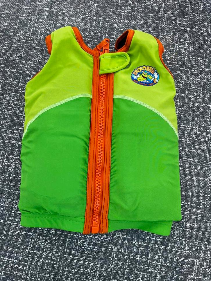 Peuter zwemvest. Maat S voor 3/4 jaar 14-17 kg groen oranje, Kinderen en Baby's, Kinderkleding | Kinder-zwemkleding, Gebruikt