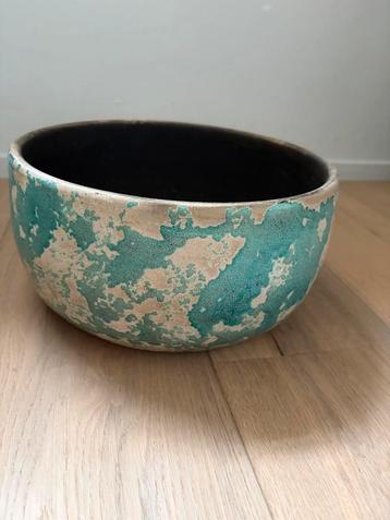 Decoratieve Schaal - Ø27cm, Hoogte 14cm beschikbaar voor biedingen