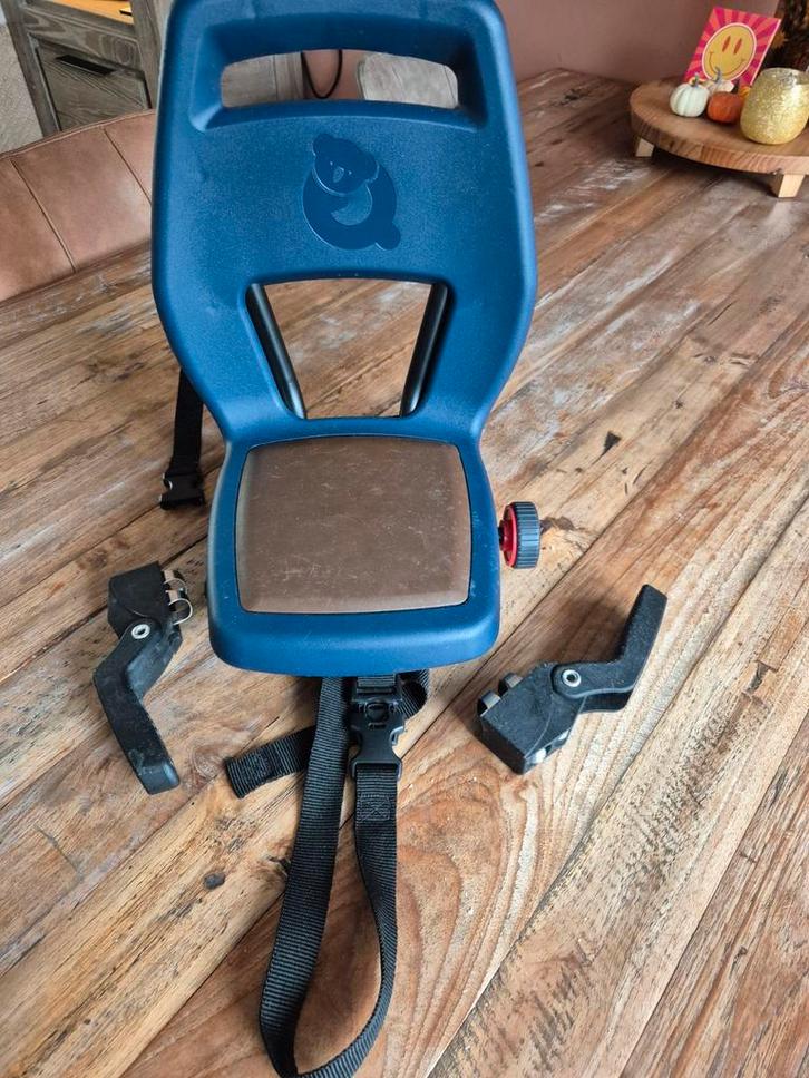 Qibbel Achterzitje 6+ Blauw - Max 35kg, Fietsen en Brommers, Fietsaccessoires | Fietsstoeltjes, Gebruikt, Achterzitje, Voetsteuntjes