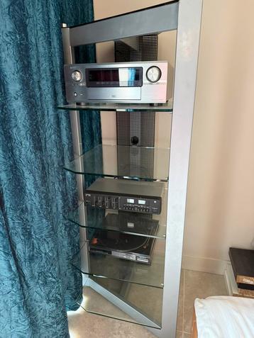 Design audio meubel professional beschikbaar voor biedingen