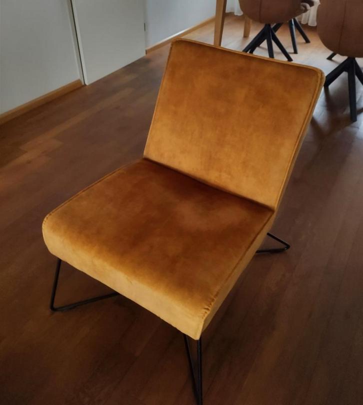 Stoel; woonkamer, kleur oker geel/cognac., Huis en Inrichting, Stoelen, Zo goed als nieuw, Eén, Stof, Overige kleuren, Ophalen