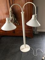 Nette Vloerlamp, Huis en Inrichting, Ophalen, Gebruikt, Glas, 100 tot 150 cm
