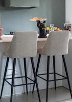 Richmond Barstoelen Brooke Chenille Wit – zithoogte 67cm, Ophalen, 5 krukken of meer, Met voetsteun, 60 tot 90 cm