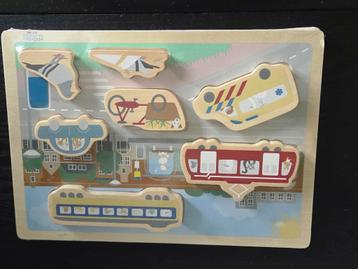 Nieuw in plastic, houten puzzel Stad, 1+ beschikbaar voor biedingen