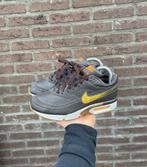 Nike Air Classic BW Brown Metallic Gold, Bruin, Nike, Nieuw, Ophalen of Verzenden