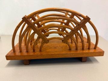 Houten Tijdschriftenhouder Handgemaakt beschikbaar voor biedingen