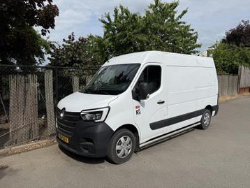 Renault Master T35 2.3 dCi 210PK L2H2 Comfort (bj 2021) beschikbaar voor biedingen
