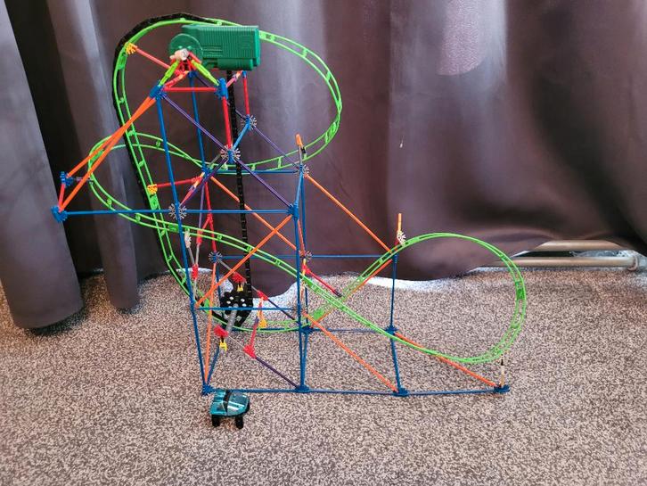 K'nex - Vertical Viper Coaster, Kinderen en Baby's, Speelgoed | Bouwstenen, Zo goed als nieuw, K'nex, Ophalen of Verzenden
