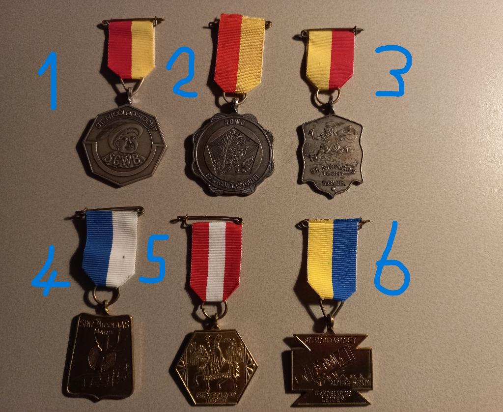 Medaille Sinterklaas St. Sint Nicolaas tocht SGWB Oosterbeek, Ophalen of Verzenden, Overige materialen