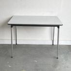 Vintage j60 tafel eettafel formica & metaal poten sixties, Huis en Inrichting, Tafels | Eettafels, 100 tot 150 cm, Gebruikt, Rechthoekig