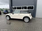 Mini Mini 1.6 One Pepper NIEUWE APK, Auto's, Gebruikt, 4 cilinders, 4 stoelen, Wit