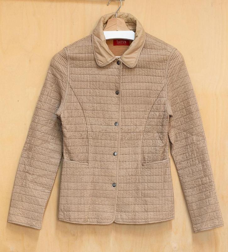 Taifun old money style beige jasje gewatteerd 38 M, Kleding | Dames, Jasjes, Kostuums en Pakken, Zo goed als nieuw, Maat 38/40 (M)