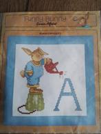 Borduurpakketje van funny bunny, letter A, Hobby en Vrije tijd, Borduren en Borduurmachines, Ophalen of Verzenden, Zo goed als nieuw