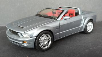 Ford Mustang GT Concept Convertible 1:24 Motormax Pol  beschikbaar voor biedingen