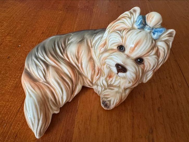 Porseleinen hond Yorkshire terrier Vaga International, Verzamelen, Beelden en Beeldjes, Zo goed als nieuw, Dier, Ophalen