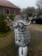 Vespa primavera, Fietsen en Brommers, Scooters | Vespa, Ophalen, Overige modellen, Maximaal 45 km/u, Zo goed als nieuw