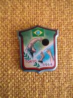 Mooie gave oude button. Olympische spelen 1964 Tokyo, Ophalen of Verzenden, Zo goed als nieuw
