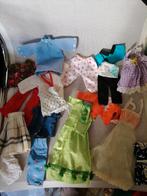 Vintage barbie poppen kleertjes, Ophalen of Verzenden, Gebruikt, Kleertjes