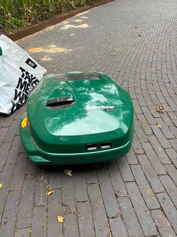 Robomow RM200 beschikbaar voor biedingen