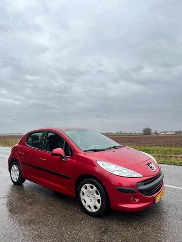Peugeot 207 1.4 16V 5DRS 2007 Rood goedkoop Airco NAP✅ beschikbaar voor biedingen