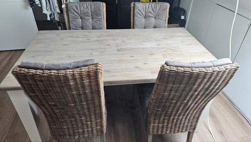 Houten tafelset met 4 stoelen, Tuin en Terras, Tuinsets en Loungesets, Zo goed als nieuw, Ophalen