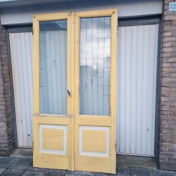 2 oude sets ensuite deuren uit 1895 , 130 jaar oud. beschikbaar voor biedingen