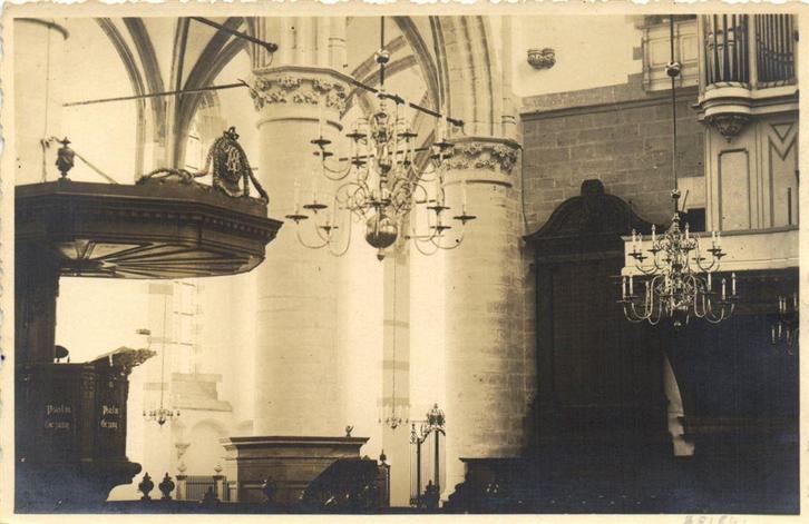 Interieur Sint-Catharijnekerk Brielle - ongelopen, Verzamelen, Ansichtkaarten | Nederland, Ongelopen, Zuid-Holland, Voor 1920