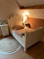 Mooie wit antiek meidenbed, nachtkastje en kledingkast., Huis en Inrichting, Ophalen, Gebruikt, 65 cm of meer, 70 cm of meer