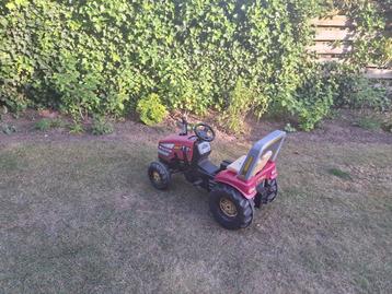 Speelgoed tractor beschikbaar voor biedingen