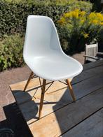 Eetkamer stoelen wit virtra eames replica 4x, Huis en Inrichting, Ophalen, Kunststof, Gebruikt, Wit