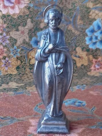 Antiek beeldje uit Frankrijk van de apostel Simon 17,3 cm. beschikbaar voor biedingen