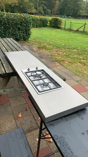 Smeg 2 pits gasstel met werkblad 170x 45 beschikbaar voor biedingen