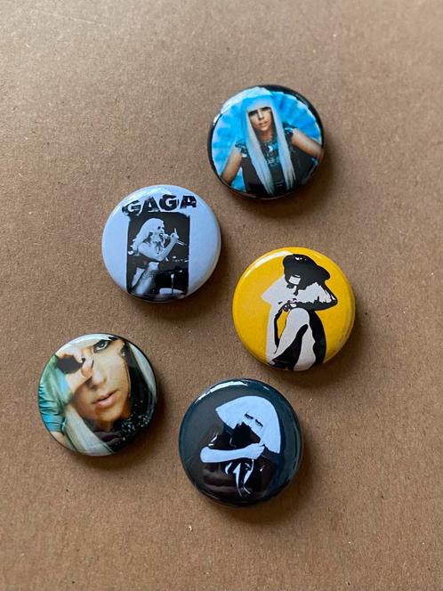 LADY GAGA buttons speldjes pins, Verzamelen, Speldjes, Pins en Buttons, Nieuw, Button, Verzenden