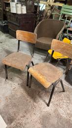 Diverse kinder stoeltjes, Ophalen