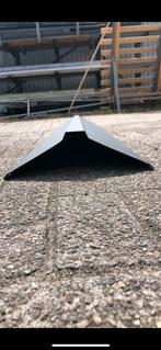 Nokken, Doe-het-zelf en Verbouw, Dakpannen en Dakbedekking, Zo goed als nieuw, 15 m² of meer, Metaal, Grijs