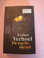 De nachtdienst Esther Verhoef, Boeken, Ophalen of Verzenden, Zo goed als nieuw