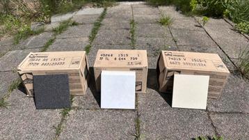 Mosa tegeltjes 15x15 cm wit - antraciet - geel (woningbouw) beschikbaar voor biedingen