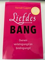 Hannah Cuppen - Liefdesbang, Ophalen of Verzenden, Gelezen, Hannah Cuppen