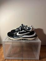 Nike Vaporwaffle sacai Black White US10/EU44, Verzenden, Zwart, Sneakers of Gympen, Zo goed als nieuw