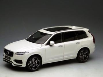 Volvo XC90 T8 R-design 2015 Bursting Blue & Crystal White GT beschikbaar voor biedingen