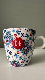 Douwe Egberts Cappuccino Mok - Nikolai Carels Design, Keramiek, Ophalen of Verzenden, Zo goed als nieuw, Overige stijlen