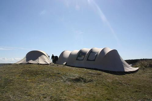 Mooi vrij uitzicht, ruime 6 pers. tent te huur op Vlieland, Caravans en Kamperen, Tenten, tot en met 6, Zo goed als nieuw, Ophalen