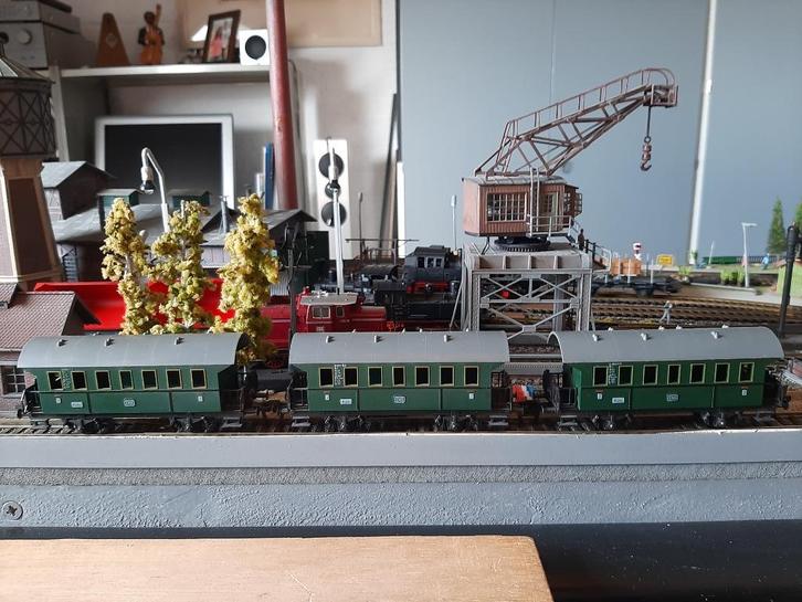 fleischmann rijtuigen, Hobby en Vrije tijd, Modeltreinen | H0, Zo goed als nieuw, Locomotief, Gelijkstroom, Fleischmann, Ophalen of Verzenden